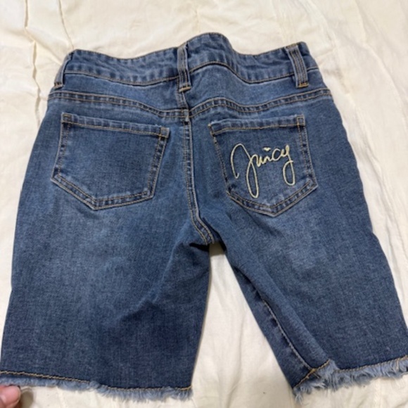 Juicy Couture jean shorts size 10 kids - Picture 1 of 3